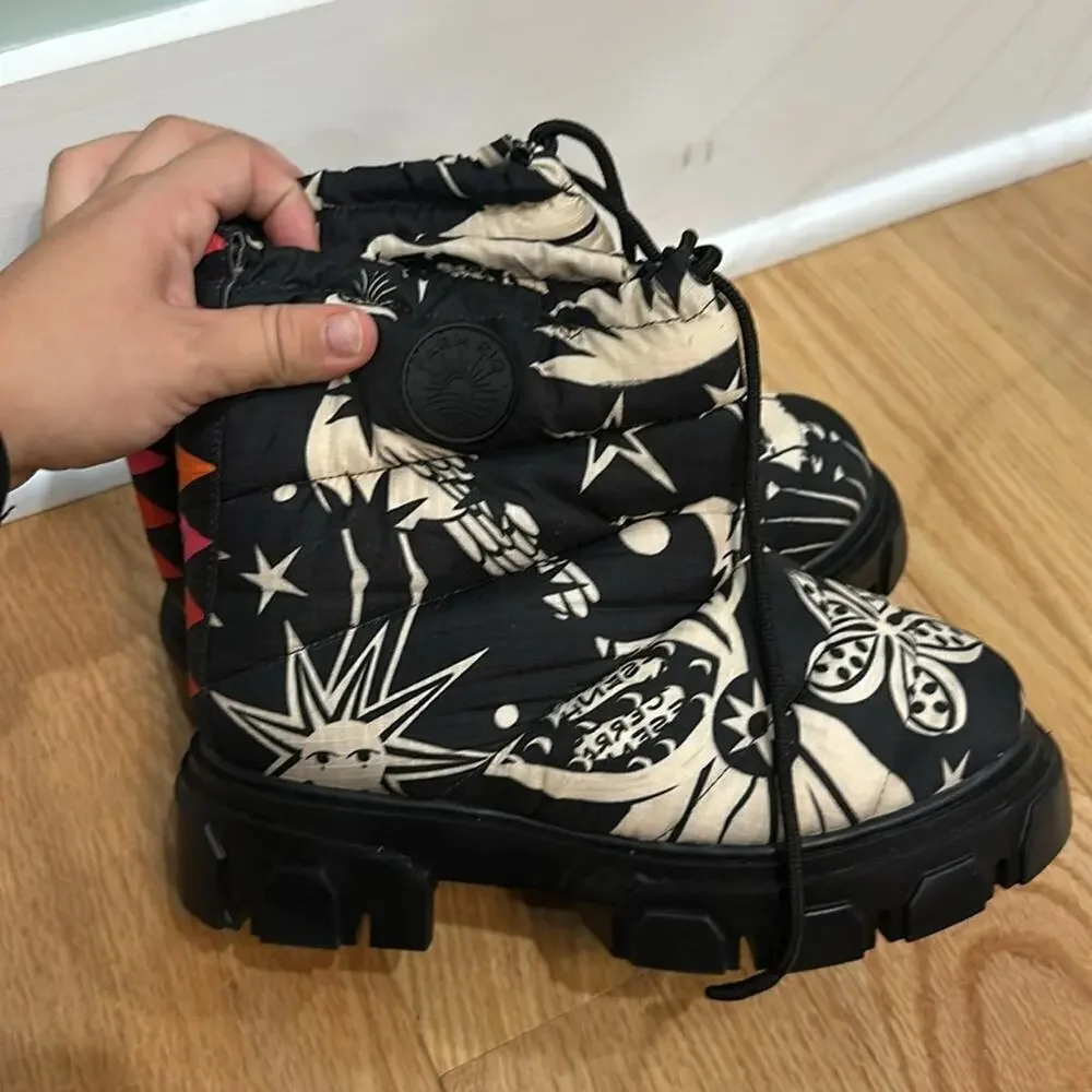 NWT FARM RIO Black Cerrado Sky Lug Sole Ankle‎ Boot In Cerrado Sky